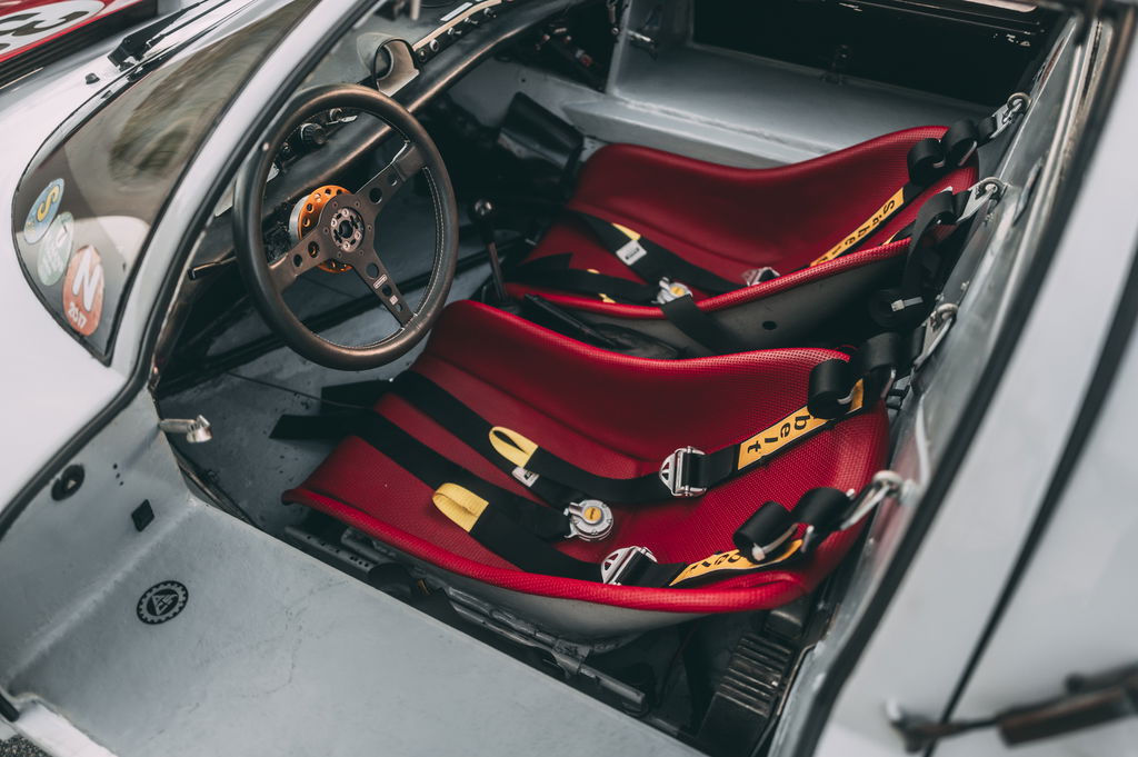 Porsche 906 Carrera 6