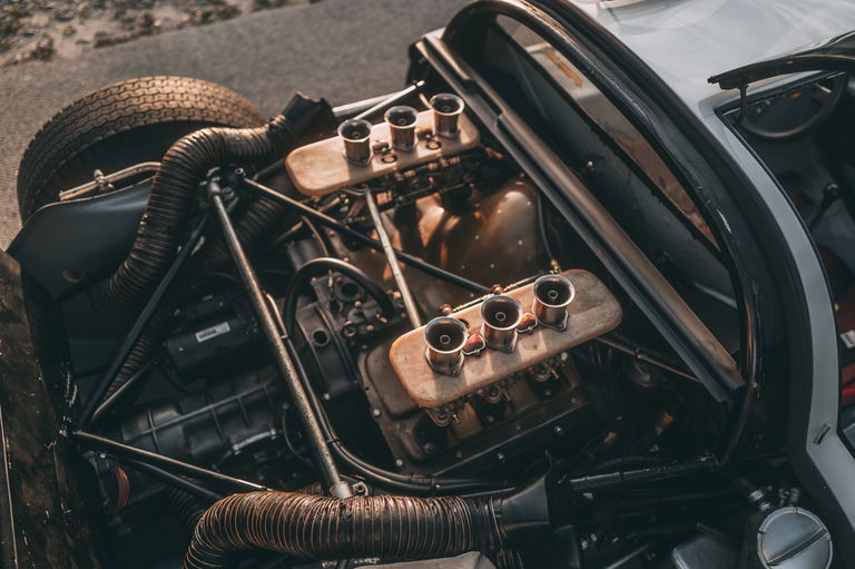 Porsche 906 Carrera 6