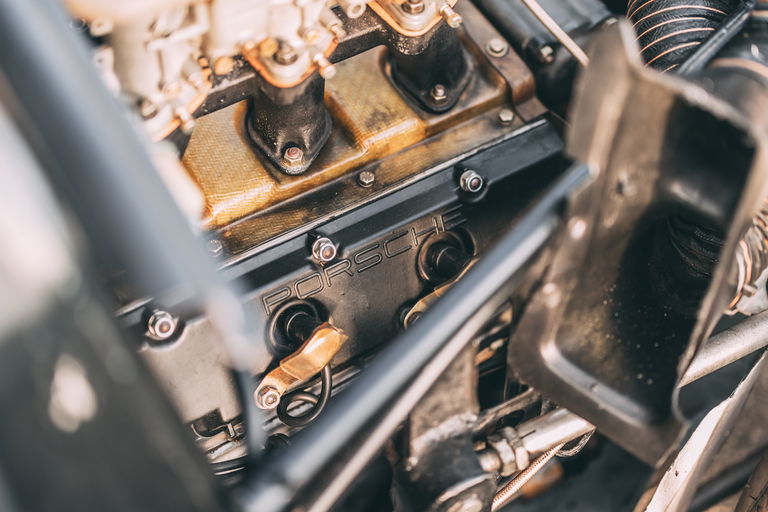 Porsche 906 Carrera 6