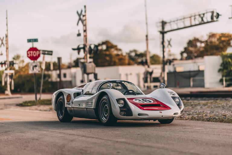Porsche 906 Carrera 6
