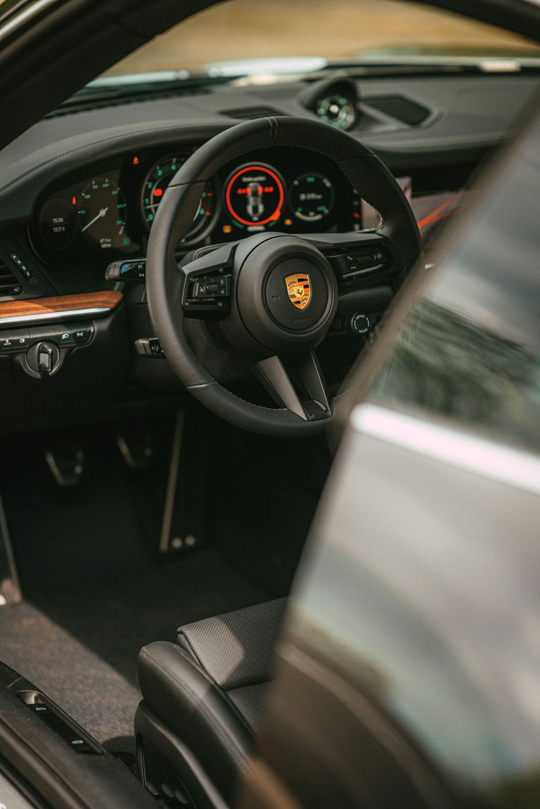 Porsche 992 Sport Classic