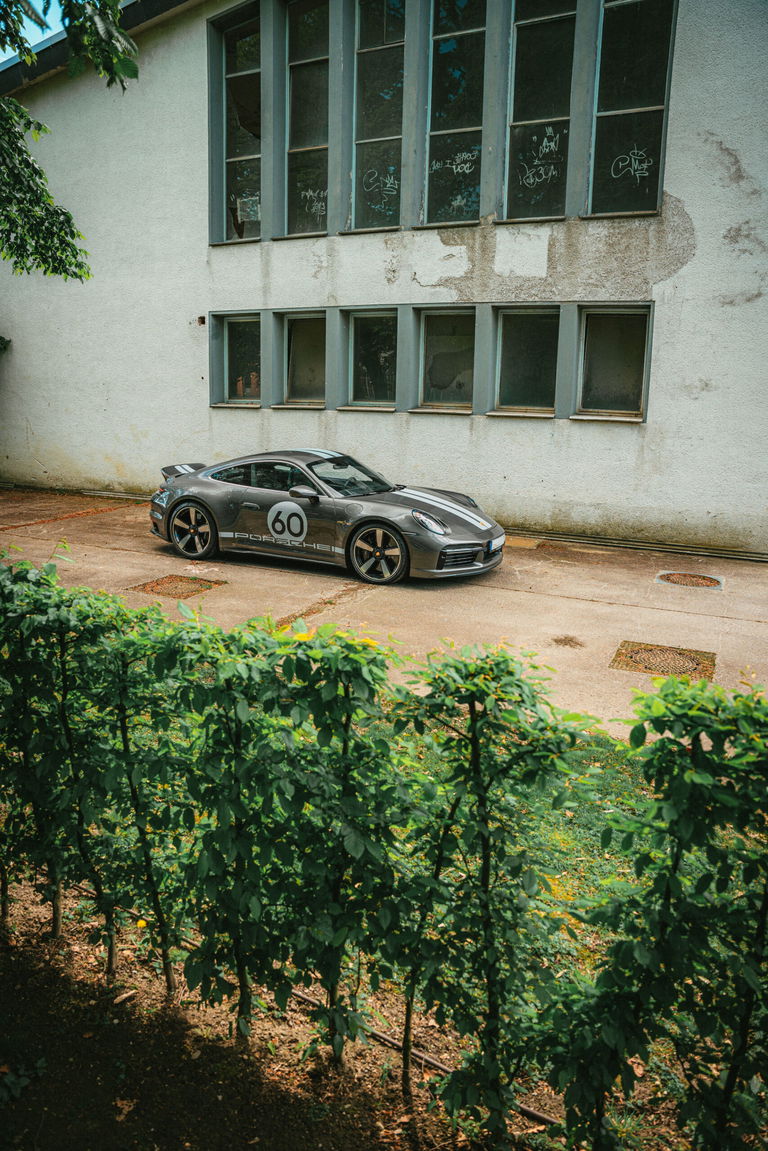 Porsche 992 Sport Classic