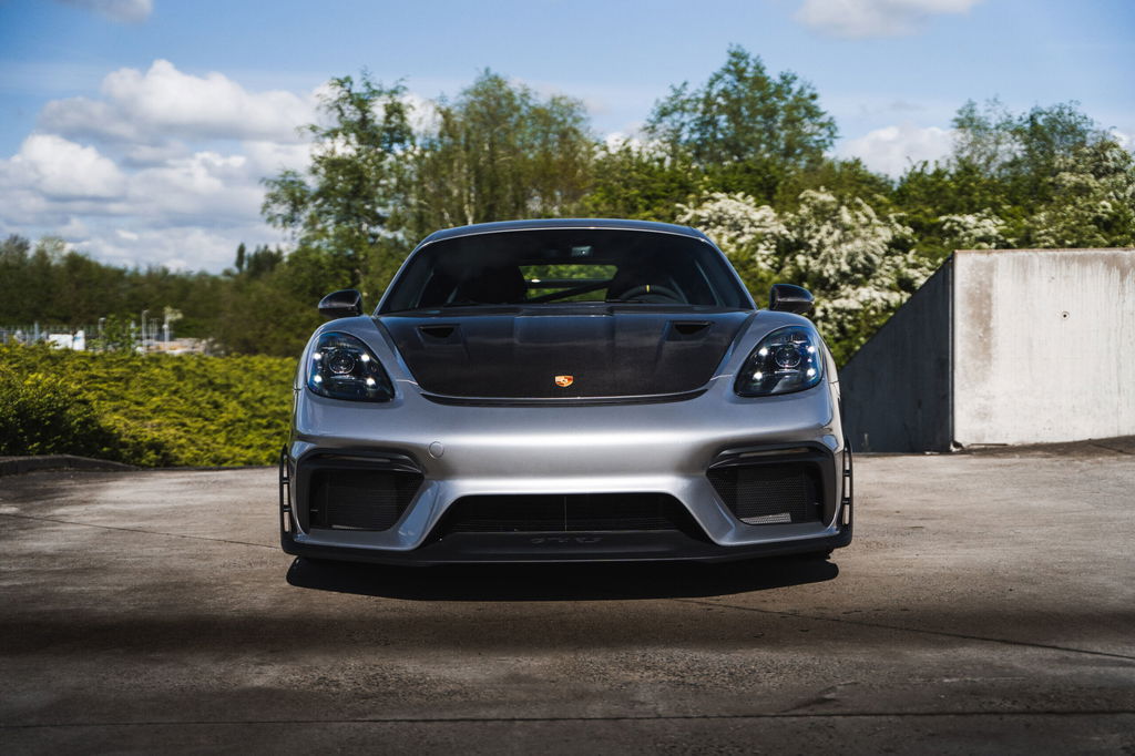 Porsche 718 Cayman GT4 RS