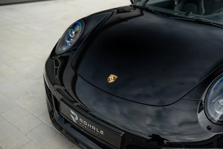 Porsche 991 Carrera 4 GTS