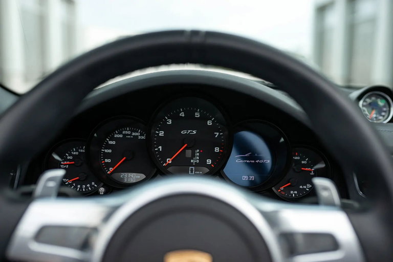 Porsche 991 Carrera 4 GTS