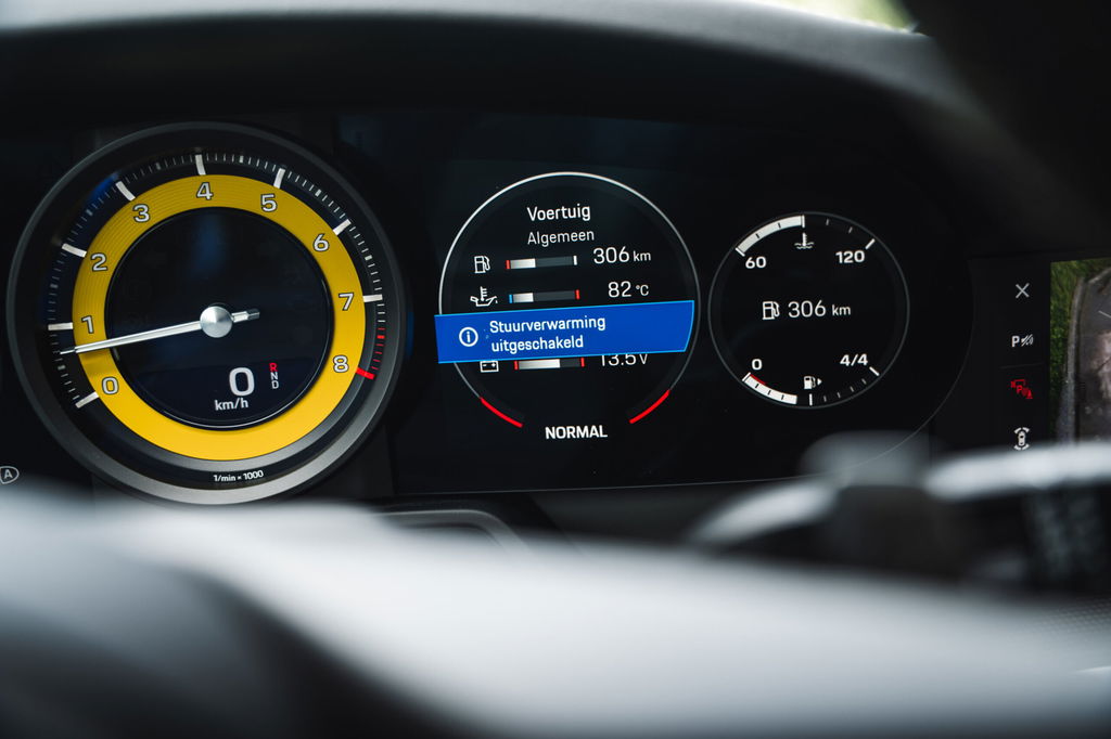 Porsche 992 Carrera 4S