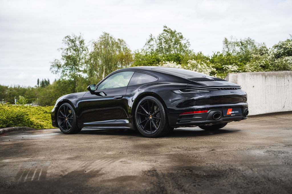 Porsche 992 Carrera 4S