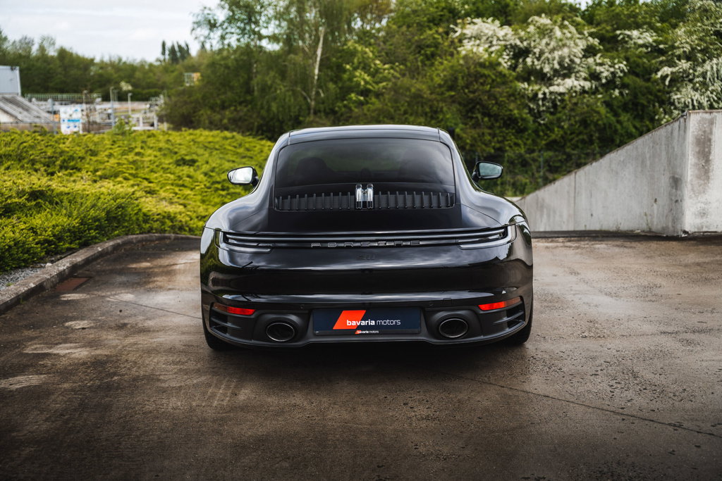 Porsche 992 Carrera 4S