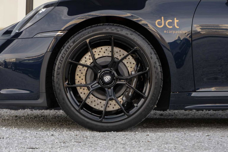 Porsche 992 GT3 Touring