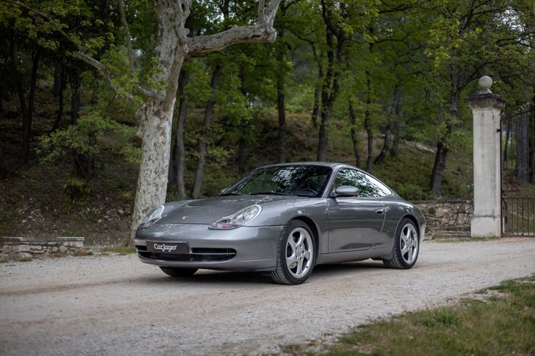 Porsche 996 Carrera 4