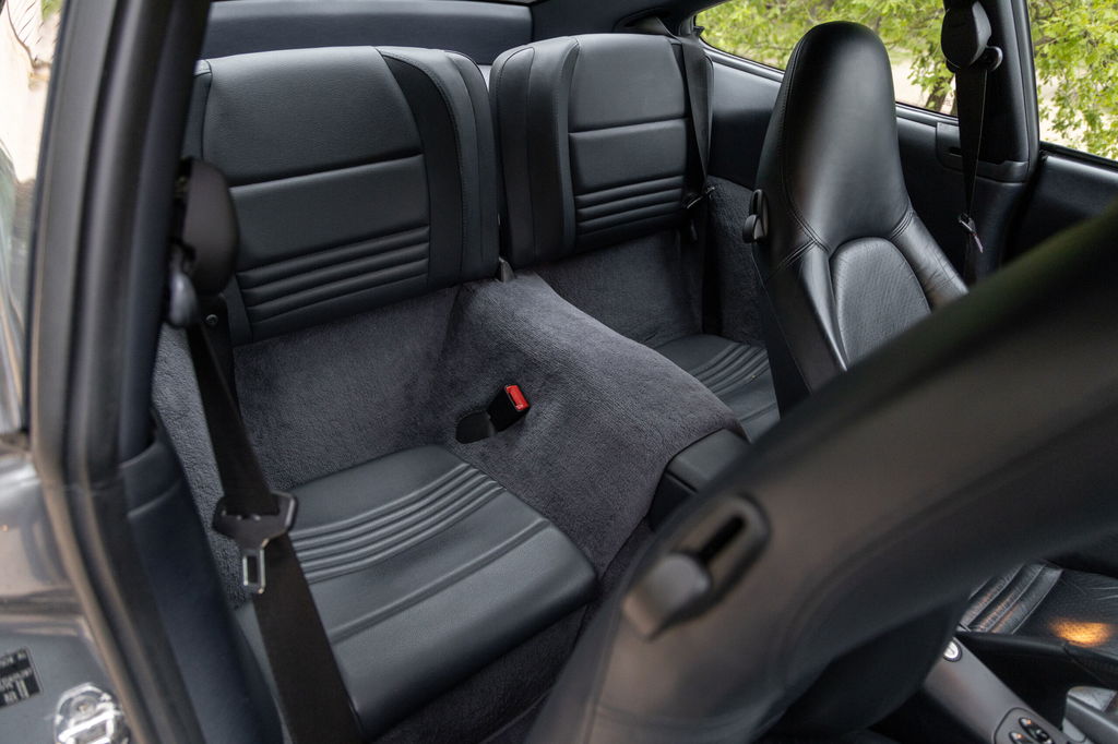 Porsche 996 Carrera 4