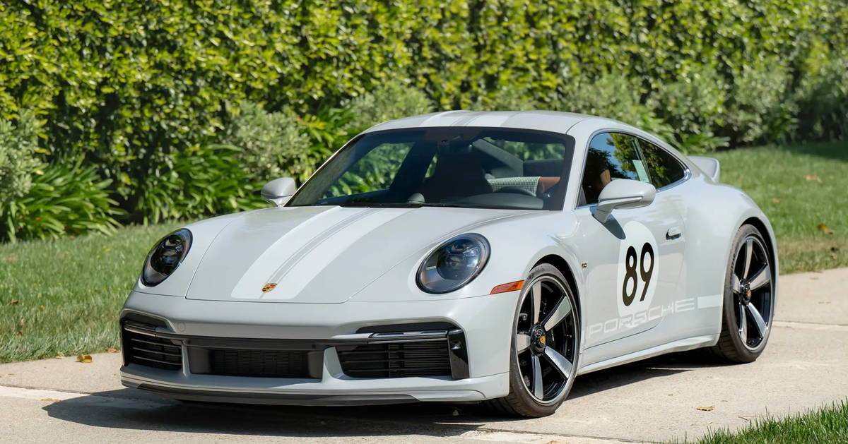 Porsche 992 Sport Classic 2023 - elferspot.com - Marktplatz für Porsche ...