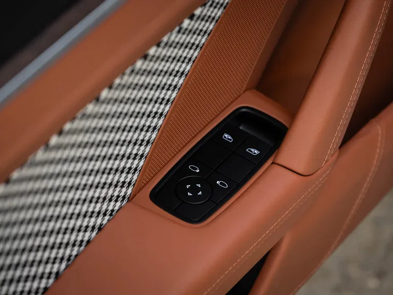 Porsche 992 Sport Classic