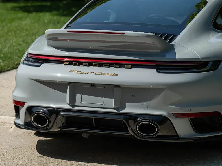 Porsche 992 Sport Classic