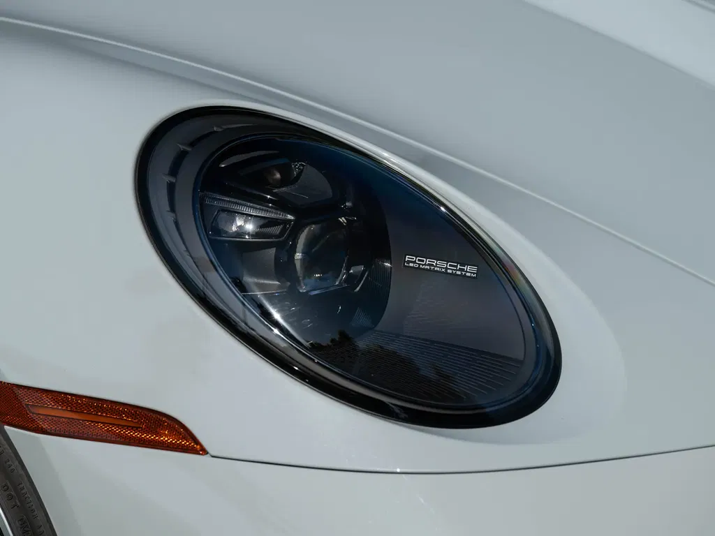 Porsche 992 Sport Classic