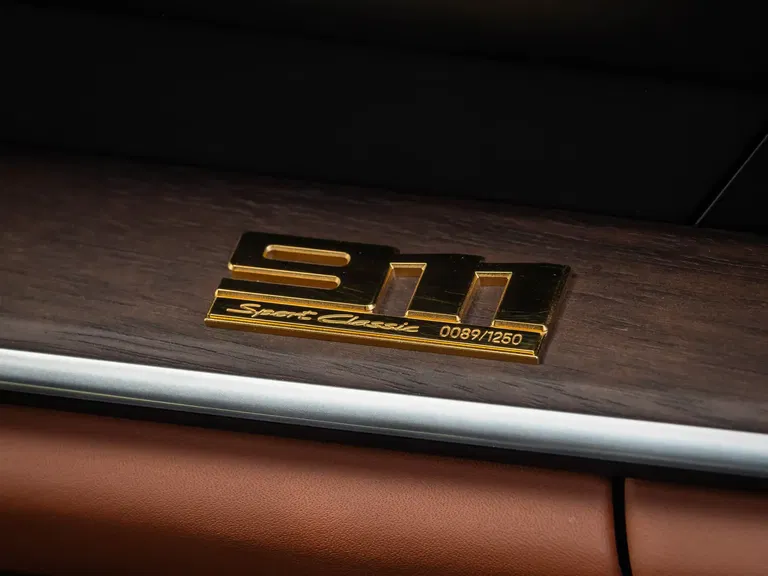 Porsche 992 Sport Classic