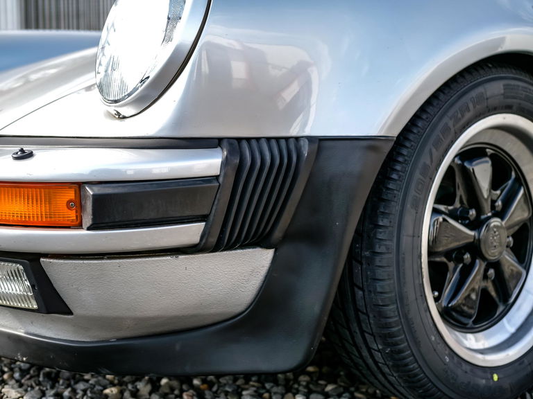 Porsche 911 Turbo 3.3