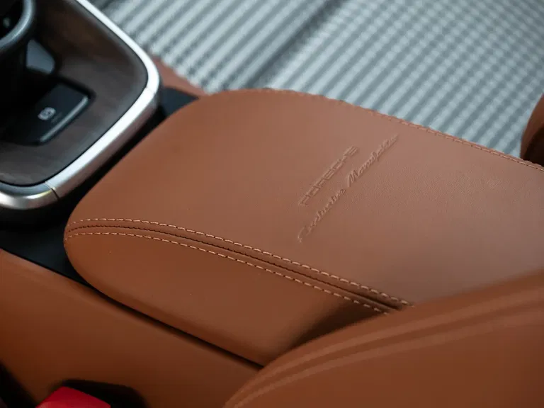 Porsche 992 Sport Classic