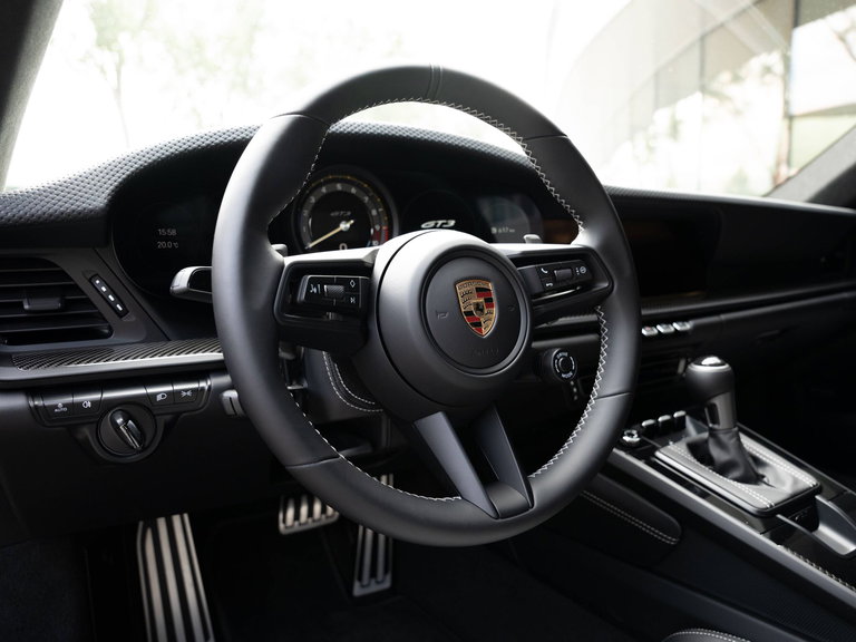 Porsche 992 GT3 Touring