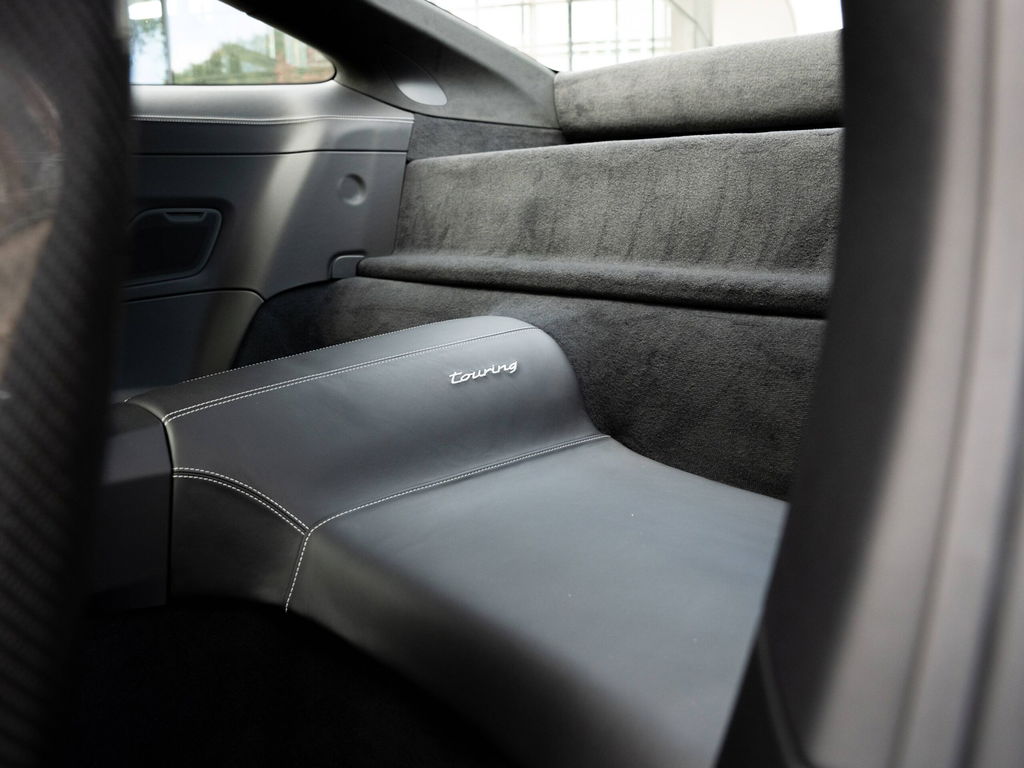 Porsche 992 GT3 Touring