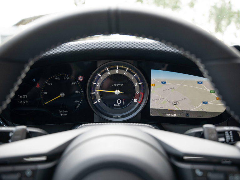 Porsche 992 GT3 Touring