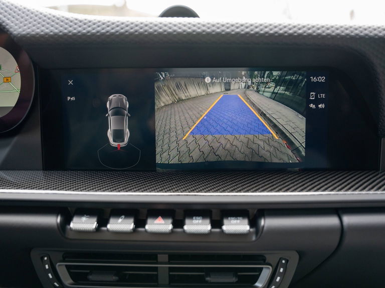 Porsche 992 GT3 Touring