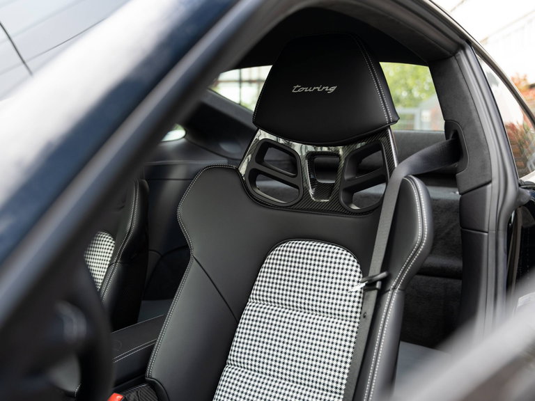 Porsche 992 GT3 Touring