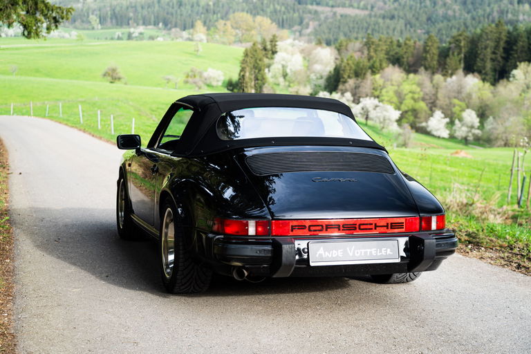 Porsche 911 Carrera 3.2