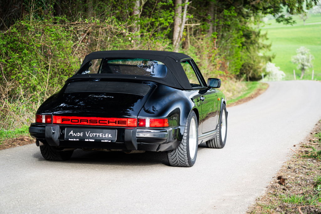 Porsche 911 Carrera 3.2