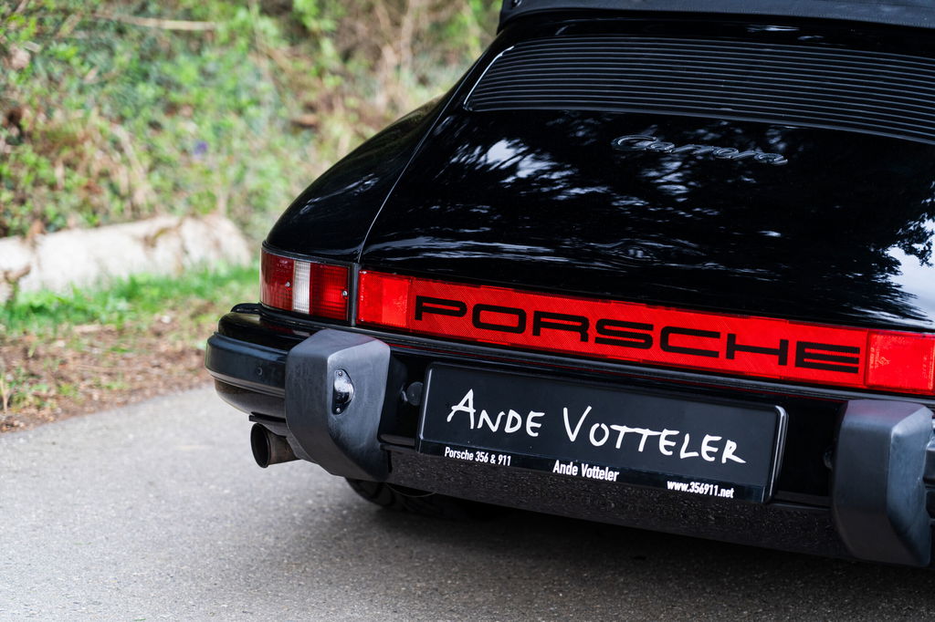Porsche 911 Carrera 3.2