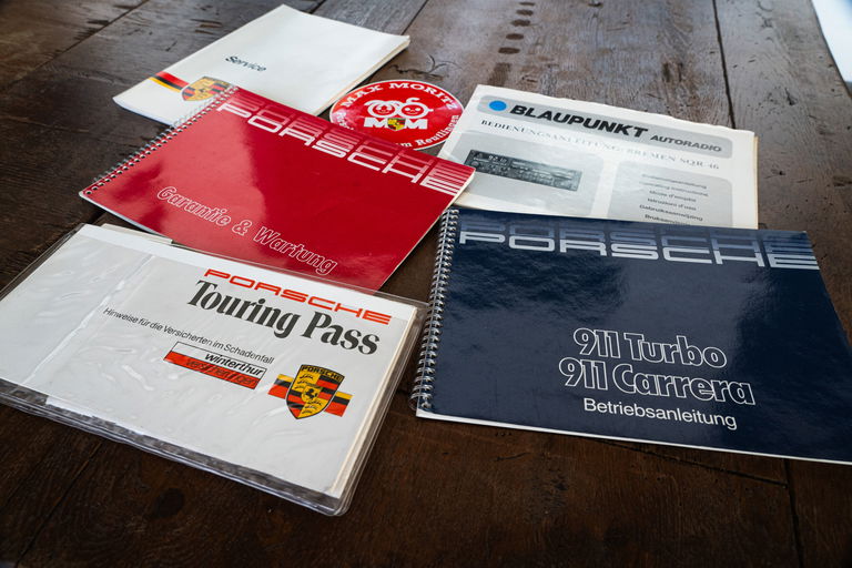 Porsche 911 Carrera 3.2