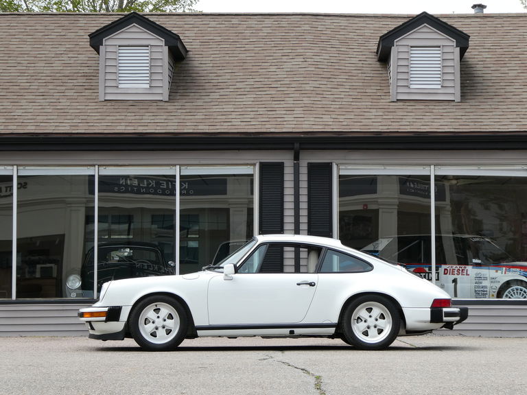 Porsche 911 Carrera 3.2