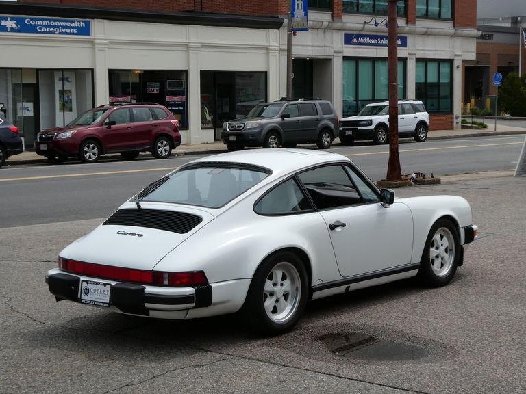 Porsche 911 Carrera 3.2