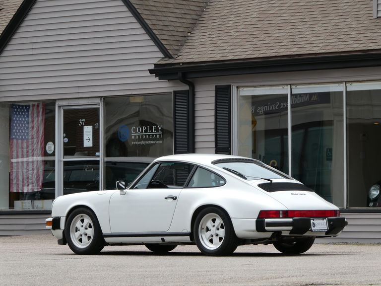 Porsche 911 Carrera 3.2