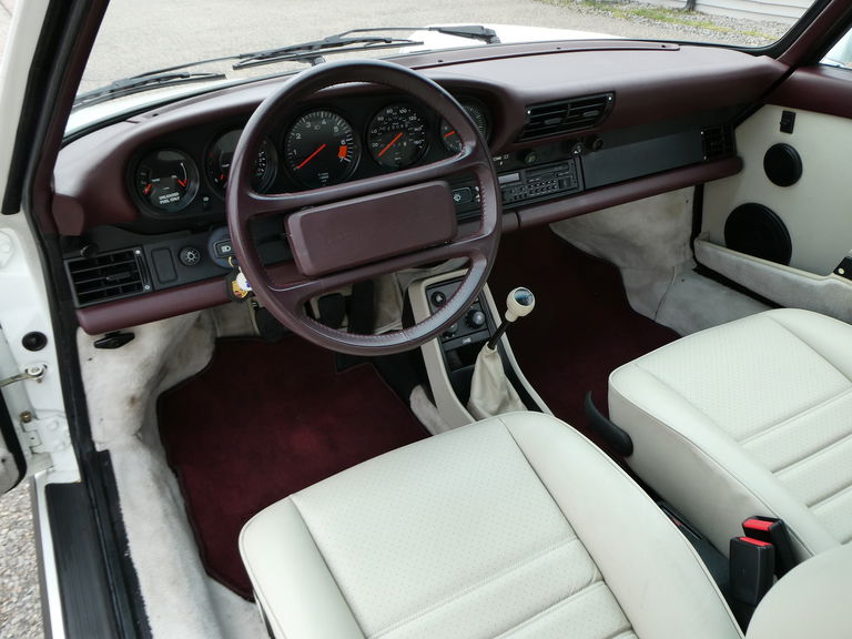 Porsche 911 Carrera 3.2