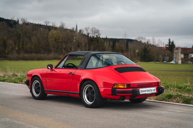 Porsche 911 Carrera 3.2 (US)