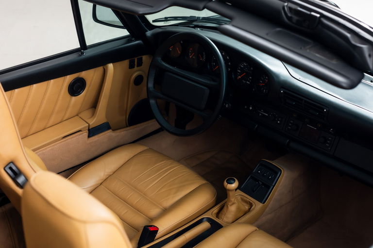 Porsche 964 Carrera 2