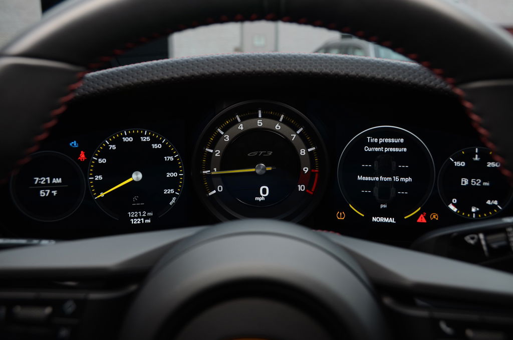 Porsche 992 GT3 Touring