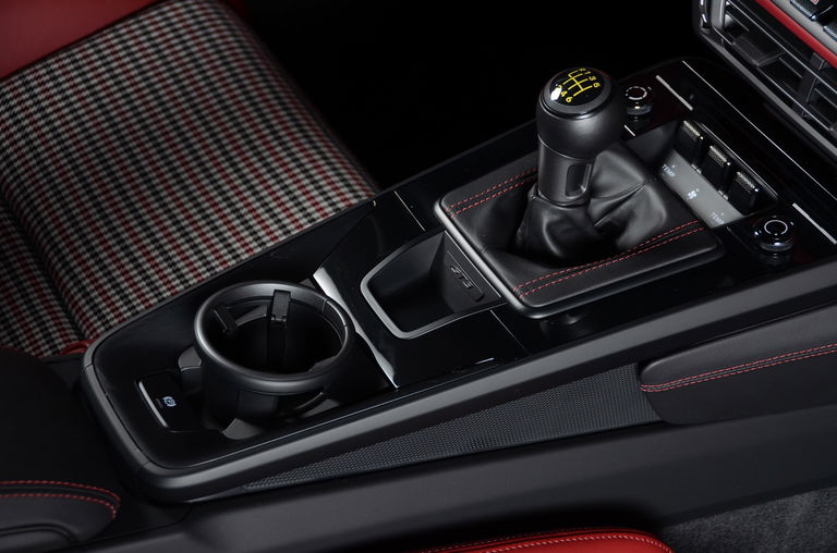 Porsche 992 GT3 Touring