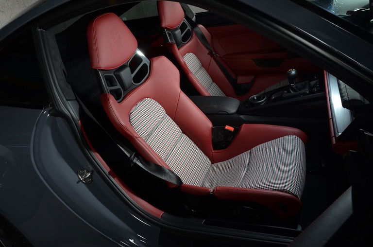 Porsche 992 GT3 Touring