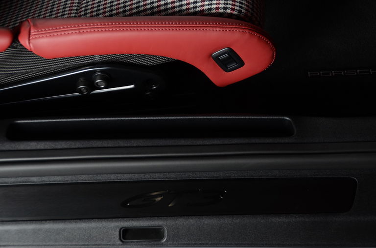 Porsche 992 GT3 Touring