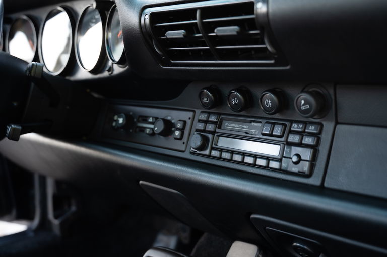 Porsche 993 Carrera 4