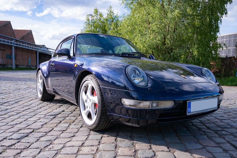 Porsche 993 Carrera 4
