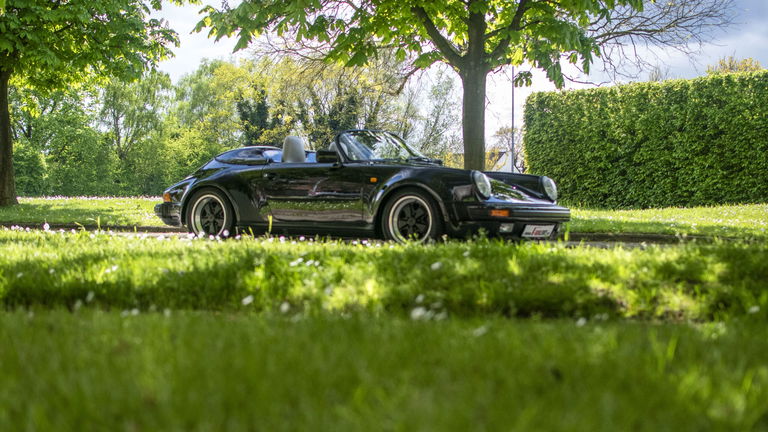 Porsche 911 Carrera 3.2 Speedster