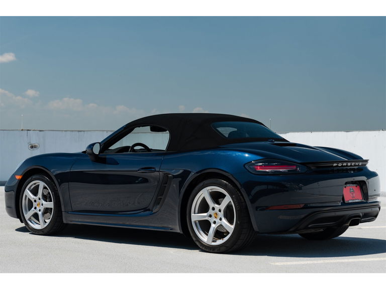 Porsche 718 Boxster