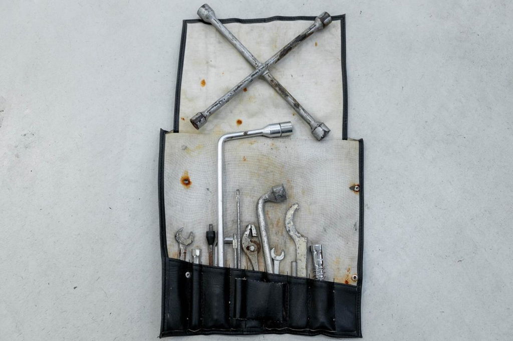 Porsche 911 Carrera 3.2 (US)