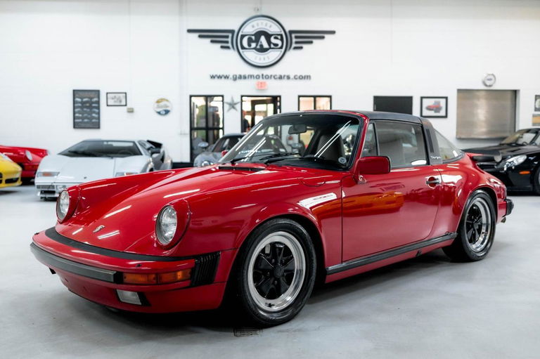 Porsche 911 Carrera 3.2 (US)