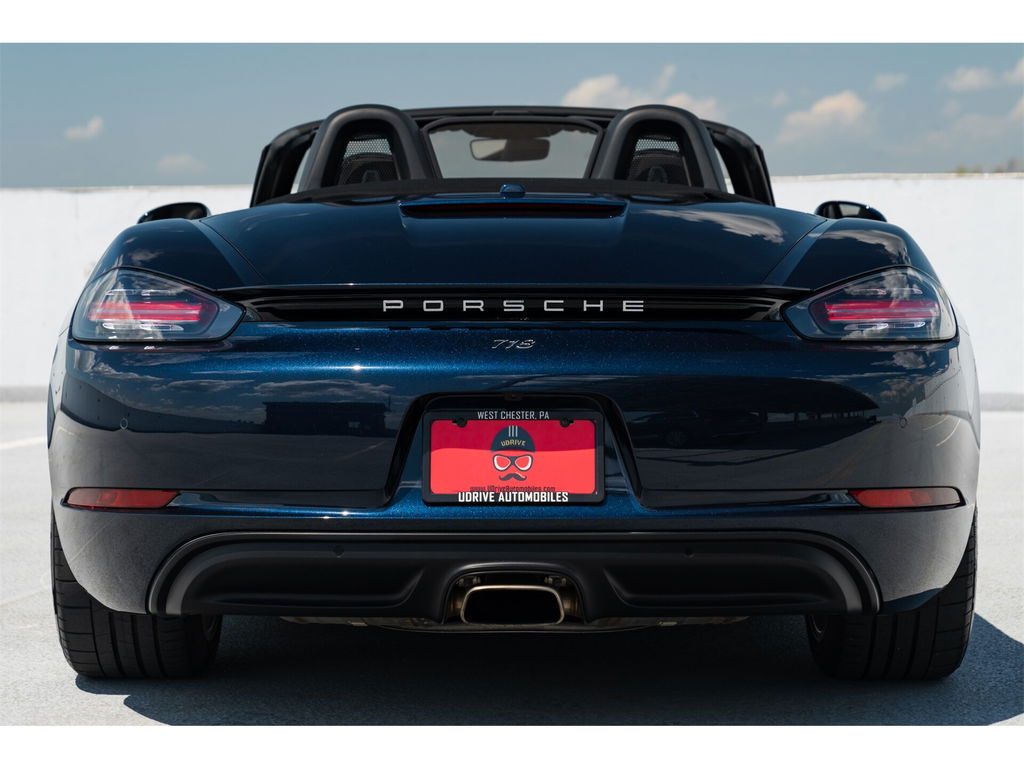 Porsche 718 Boxster
