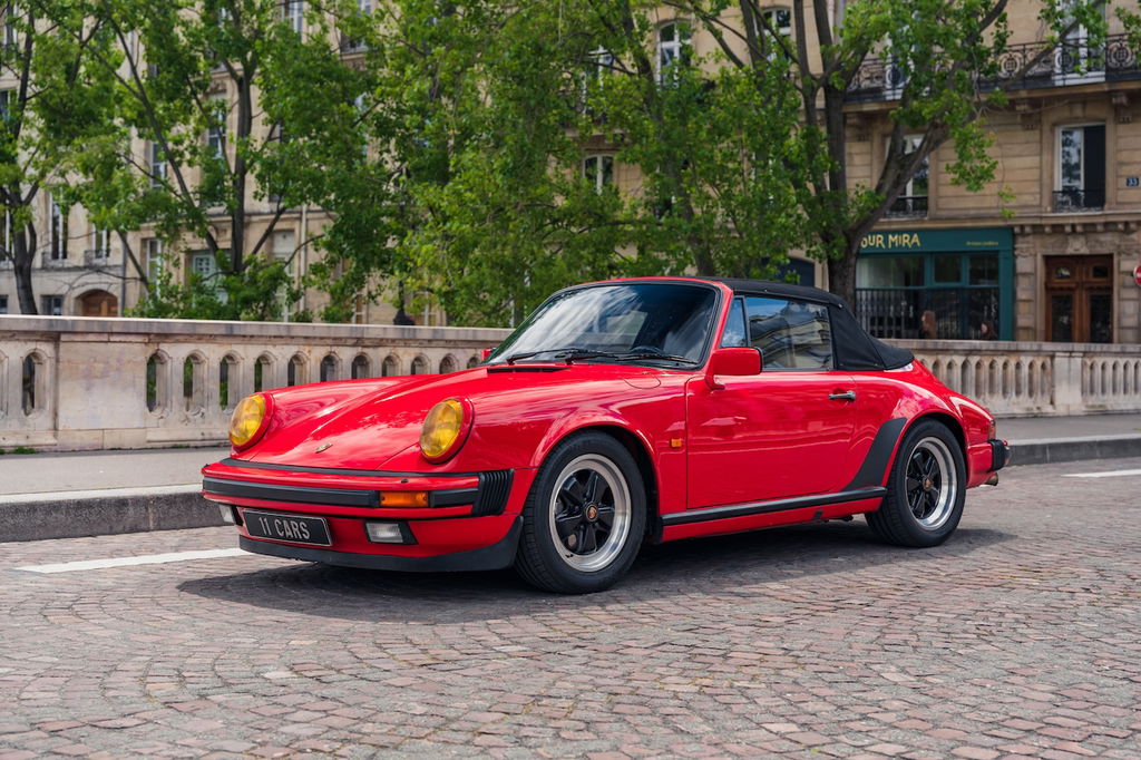 Porsche 911 Carrera 3.2