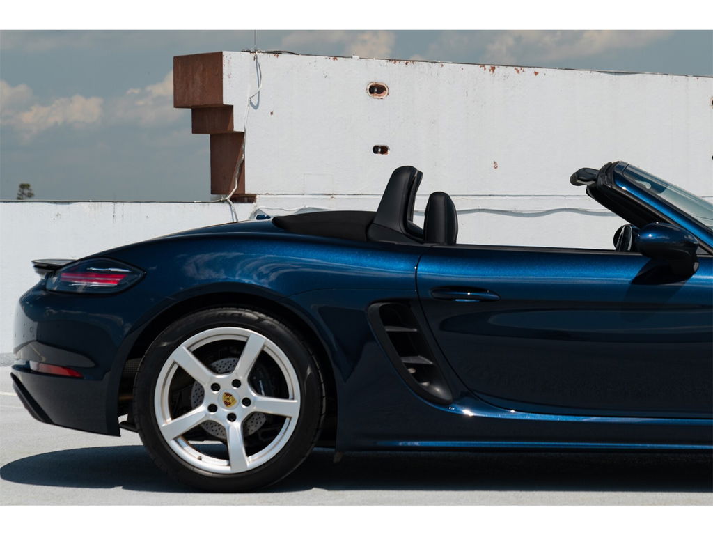 Porsche 718 Boxster